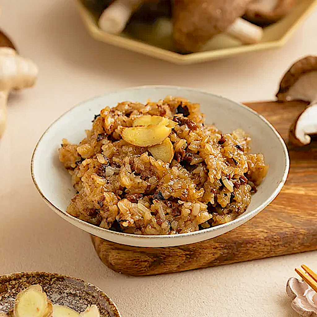 Leezen Sesame Oil Sticky Rice With Mushroom