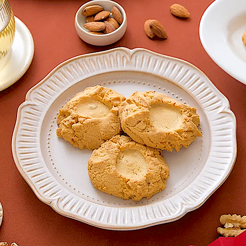 Leezen Walnut Almond Crisp